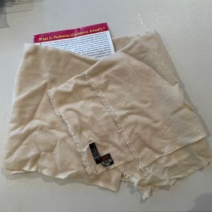 Pashmina cashmere from Nepal in tan